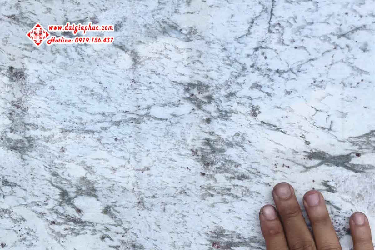 Colonial White Granite hover